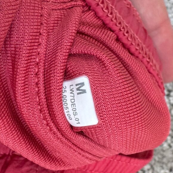 Lululemon Dolphin-Hem Mid-Rise Running Short 3" - Desert Red - Picture 6 of 7